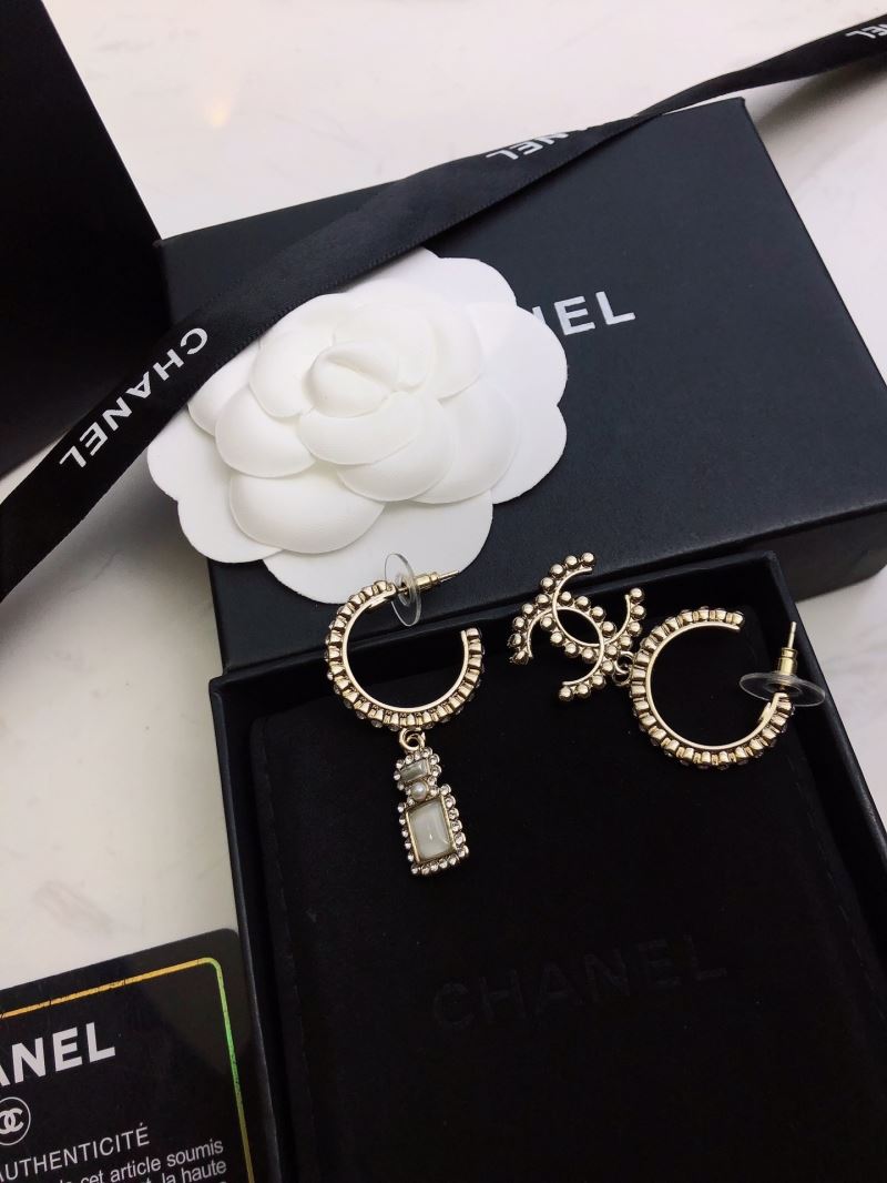 Ch**el earrings
